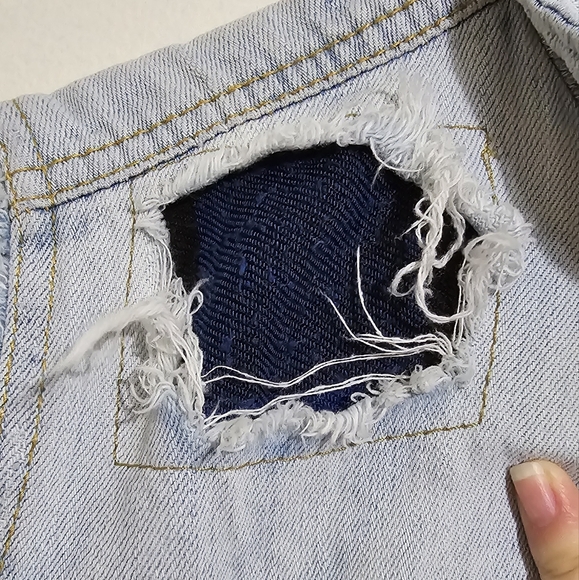 NWT Distressed Denim Vest - Picture 3 of 7